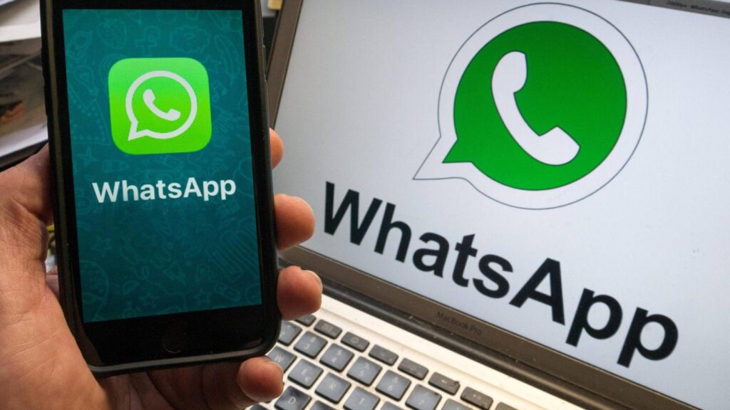 На чому заробляє WhatsApp